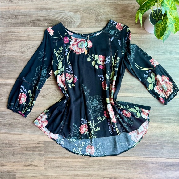 NWT Blu Pepper Black Floral Boho Peasant Blouse Women’s Size S - Picture 1 of 13
